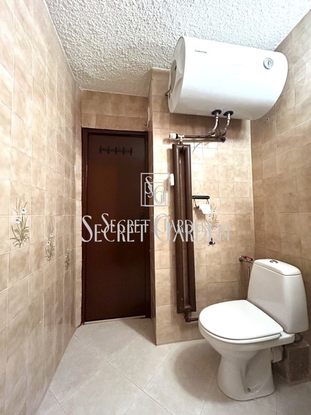 2 Bedrooms Bedrooms, ,1 BathroomBathrooms,Апартамент,Отдадено под наем,2,1060