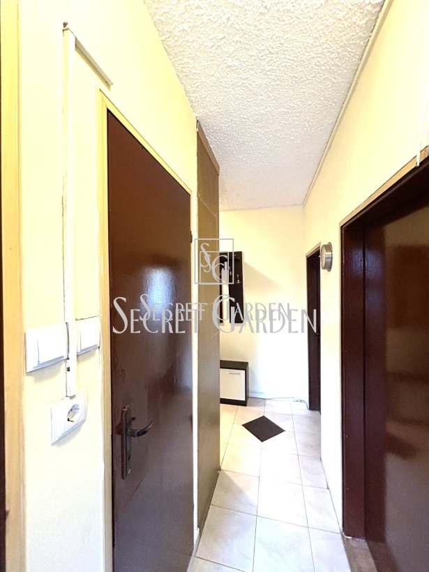 2 Bedrooms Bedrooms, ,1 BathroomBathrooms,Апартамент,Отдадено под наем,2,1060